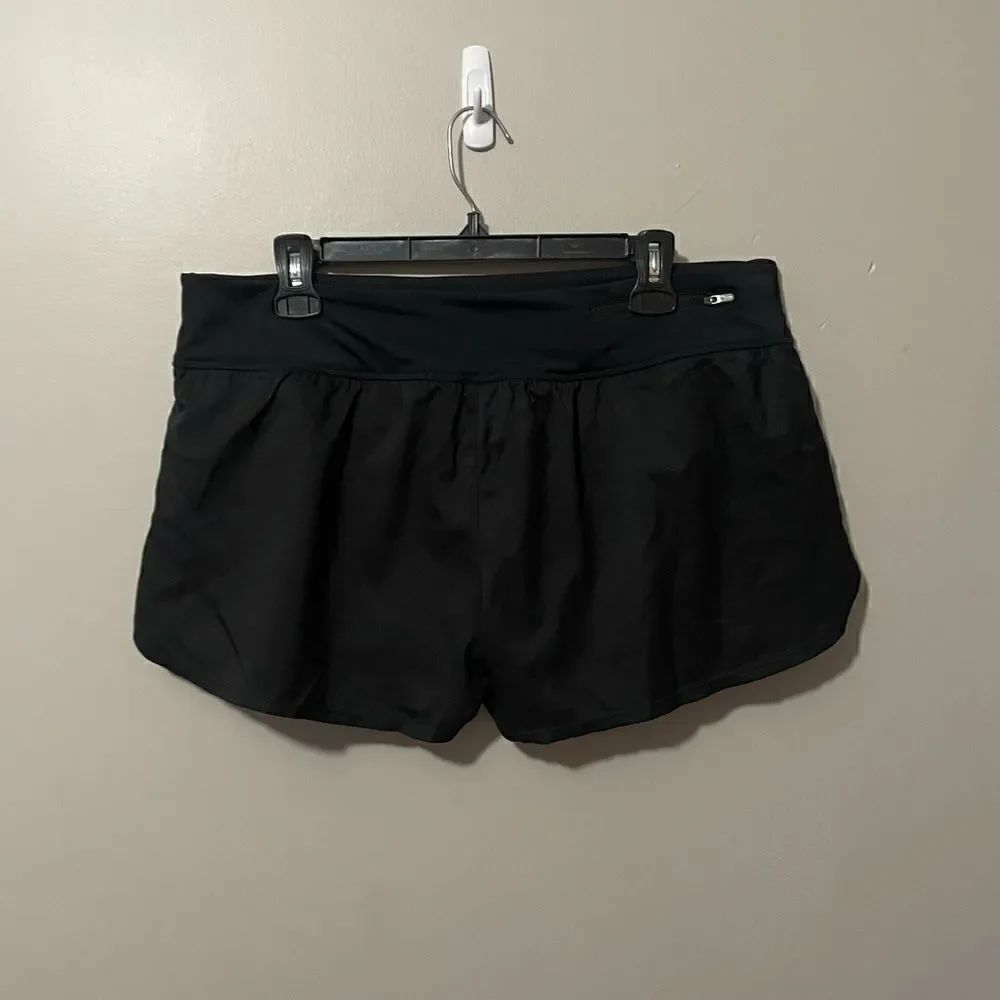 Nike  shorts - Picture 2 of 6